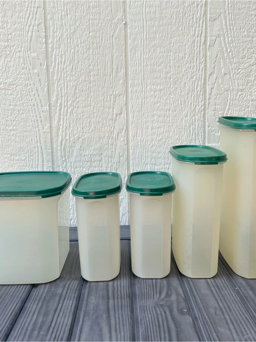 Tupperware set five